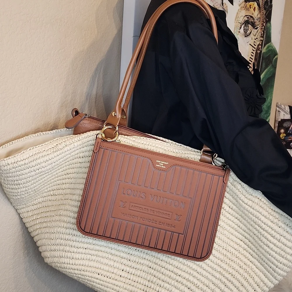 BNEW LOUIS VUITTON LV NEVERFULL INSIDE OUT COGNAC TAN BROWN POCHETTE BAG